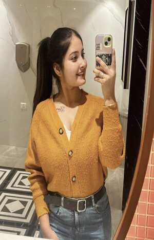 young call girl in Goa